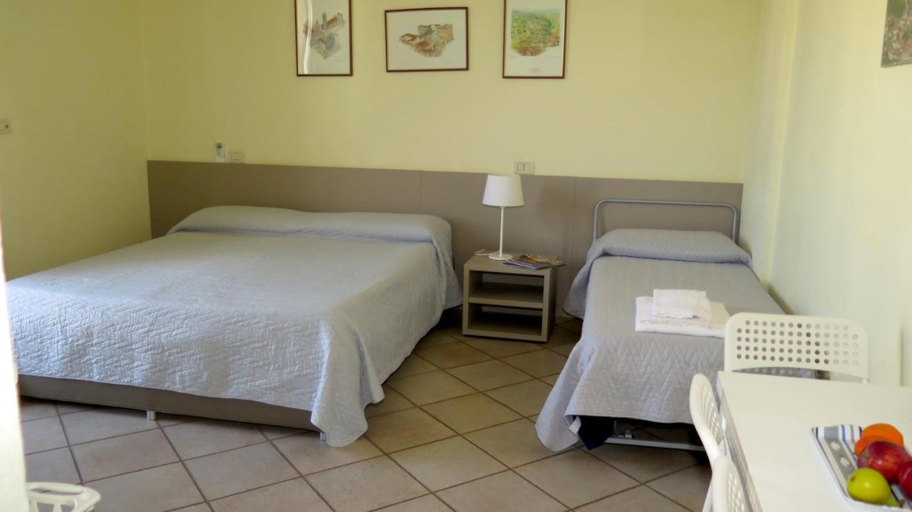 Residenza Turistico Alberghiera Corallo 卡斯蒂里昂纳·德拉佩 外观 照片