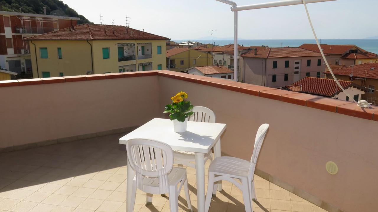 Residenza Turistico Alberghiera Corallo 卡斯蒂里昂纳·德拉佩 外观 照片
