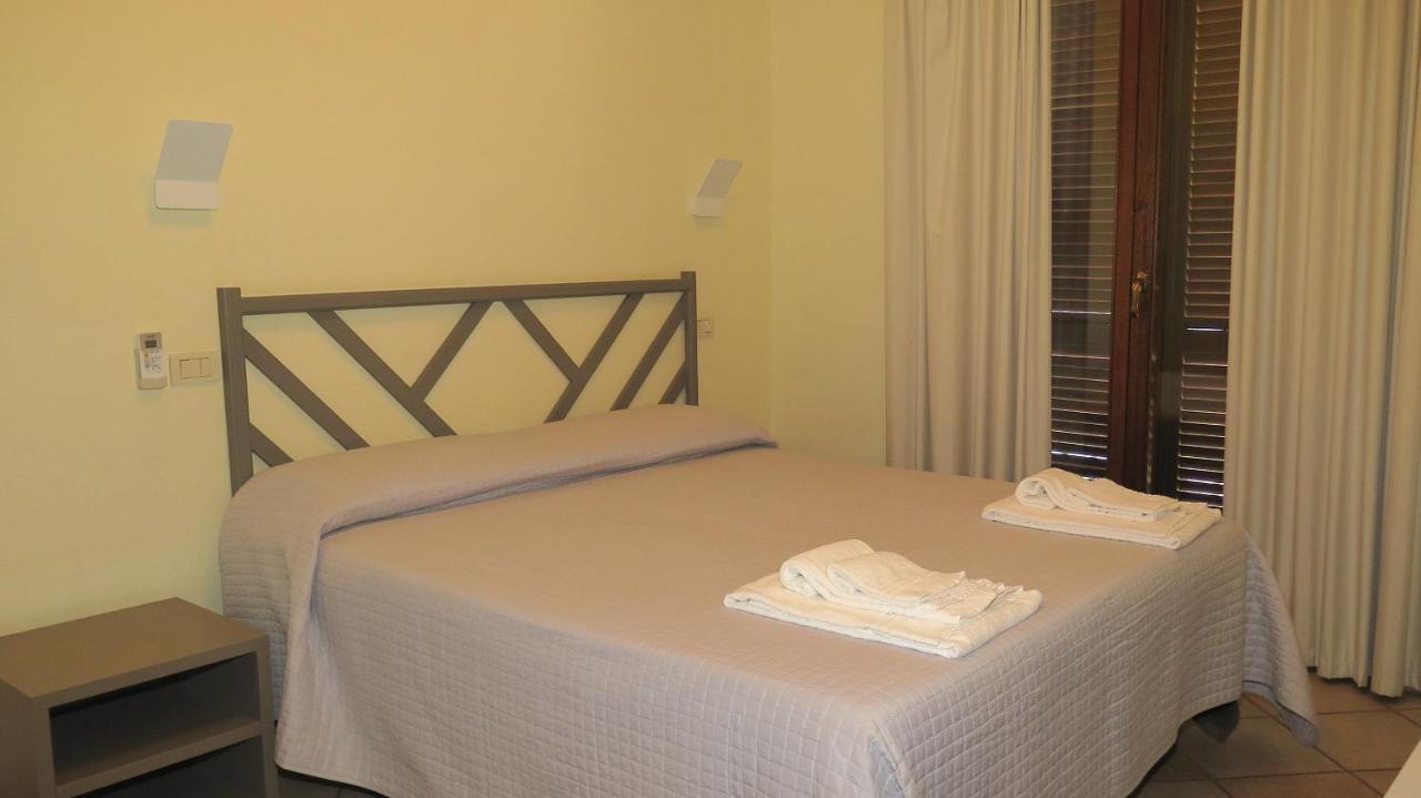 Residenza Turistico Alberghiera Corallo 卡斯蒂里昂纳·德拉佩 外观 照片