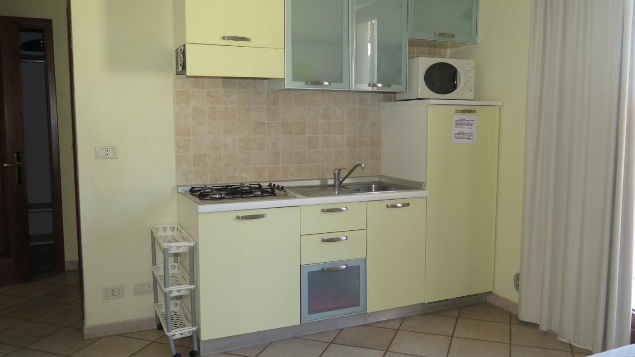 Residenza Turistico Alberghiera Corallo 卡斯蒂里昂纳·德拉佩 外观 照片