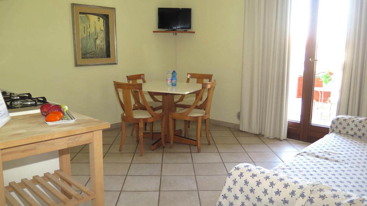 Residenza Turistico Alberghiera Corallo 卡斯蒂里昂纳·德拉佩 外观 照片