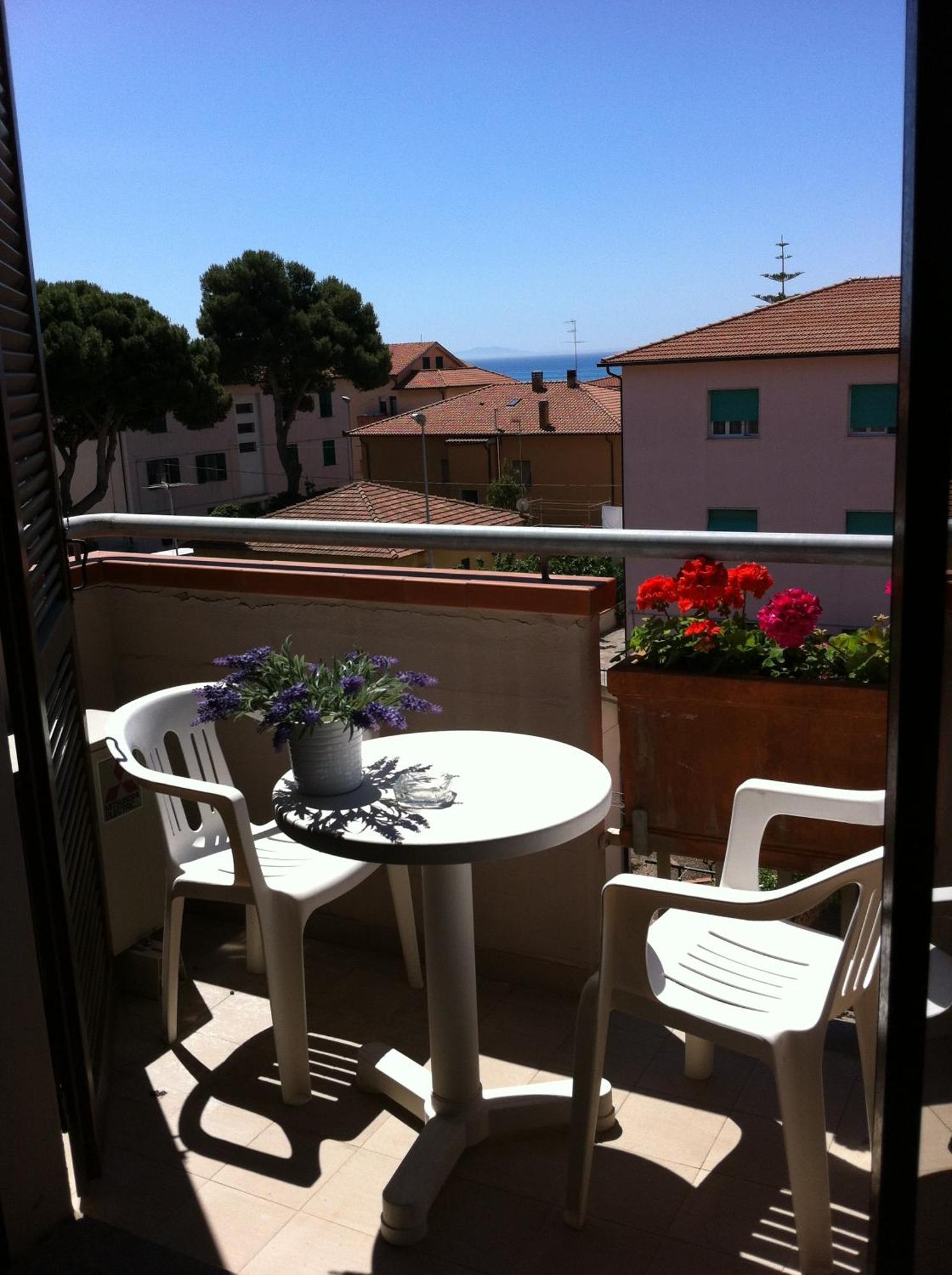 Residenza Turistico Alberghiera Corallo 卡斯蒂里昂纳·德拉佩 外观 照片